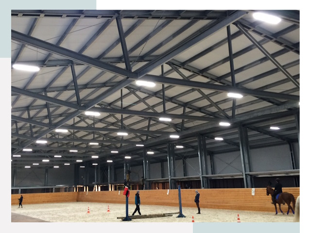 Строительство конных манежей от 624 руб в Королев